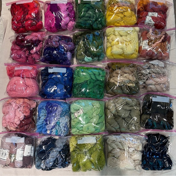 Needlepoint Yarn - Huge Lot - Picture 1 of 8